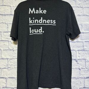 Magnolia Make Kindness Loud T-Shirt Gray Top Size L Waco Texas Shirt
